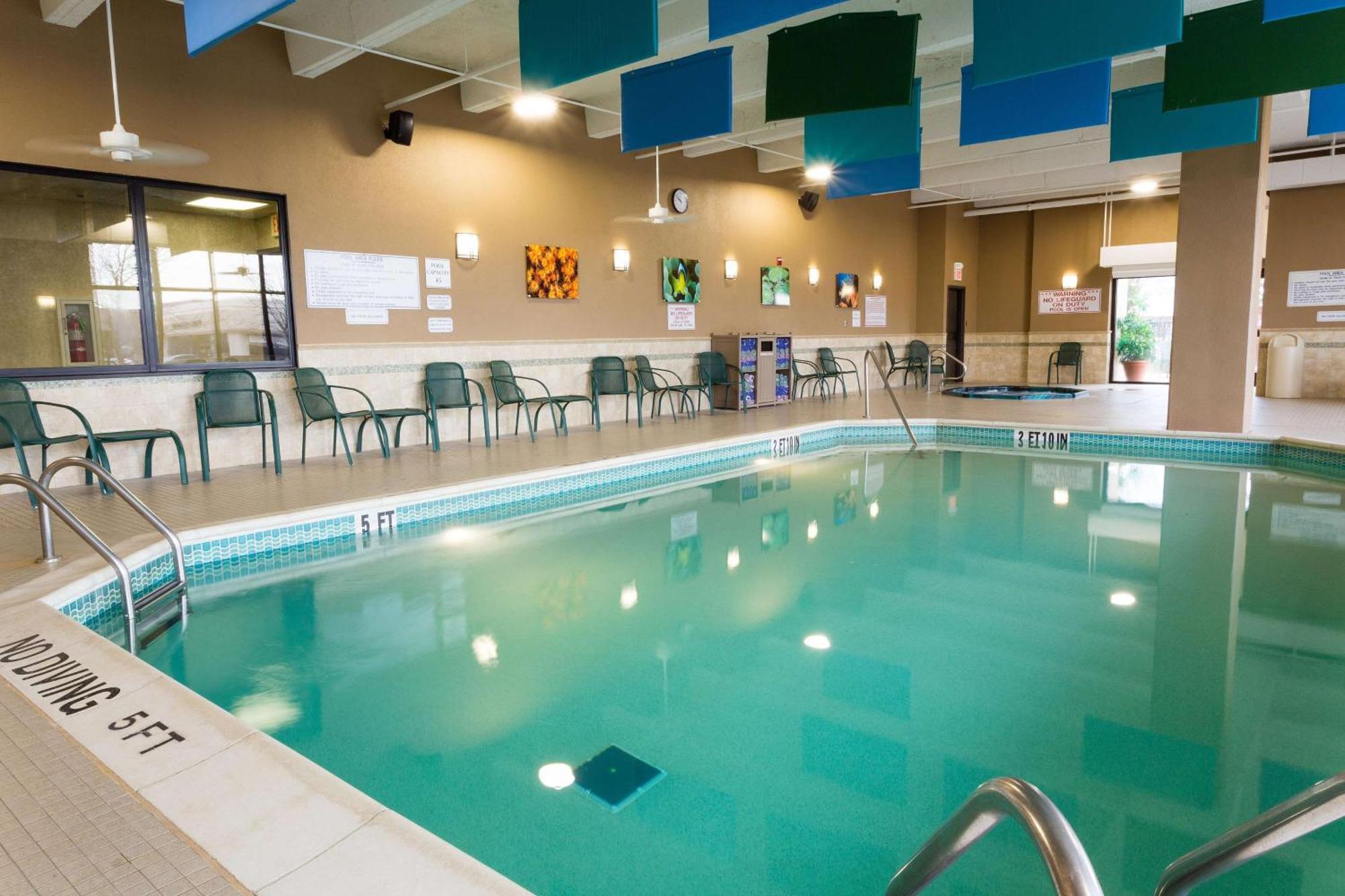 Drury Inn & Suites St. Louis Creve Coeur Eksteriør billede