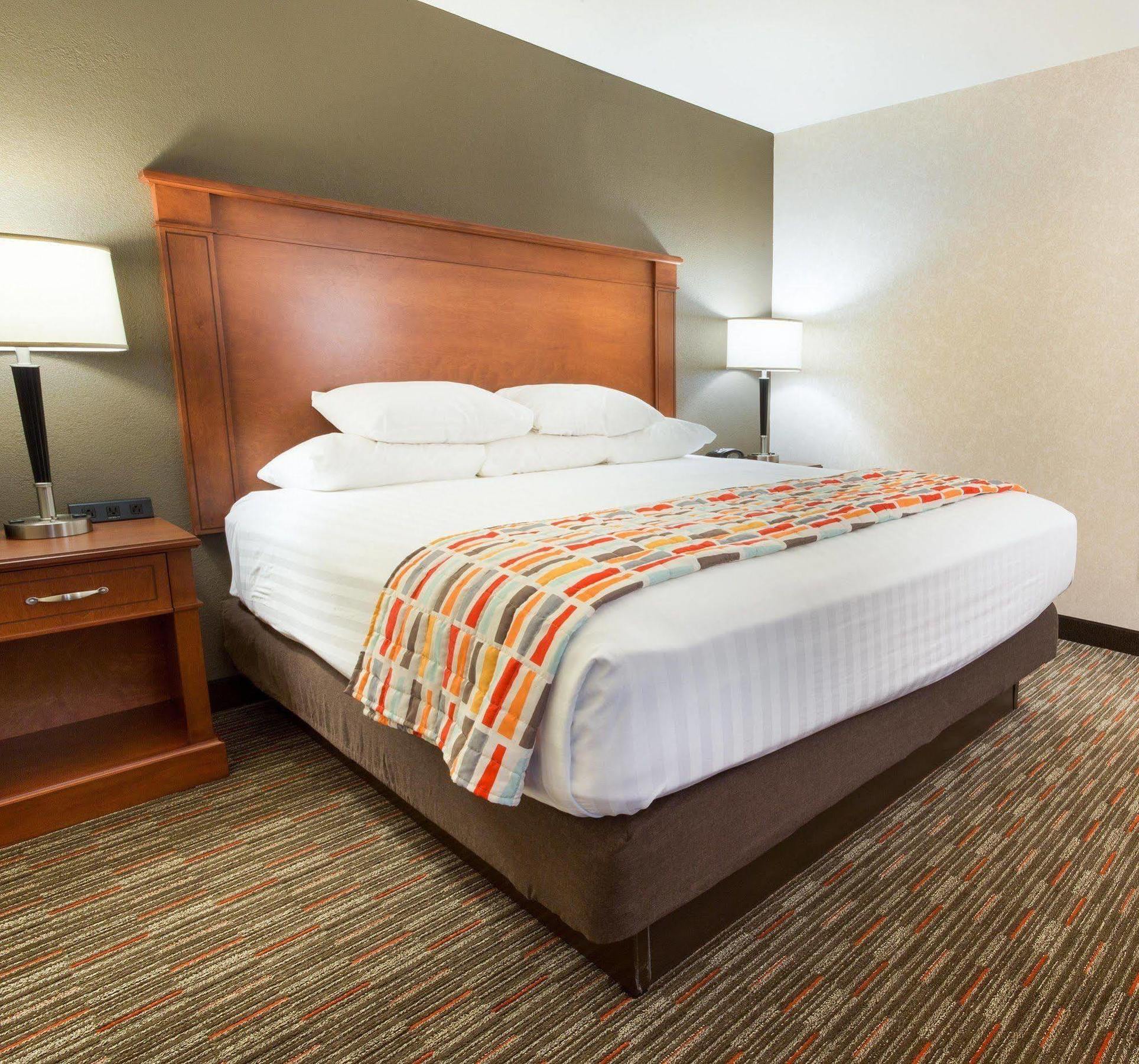 Drury Inn & Suites St. Louis Creve Coeur Eksteriør billede